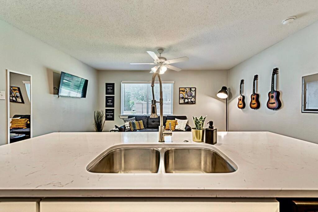 The Rhythm Room Near Downtown Dallas! Экстерьер фото
